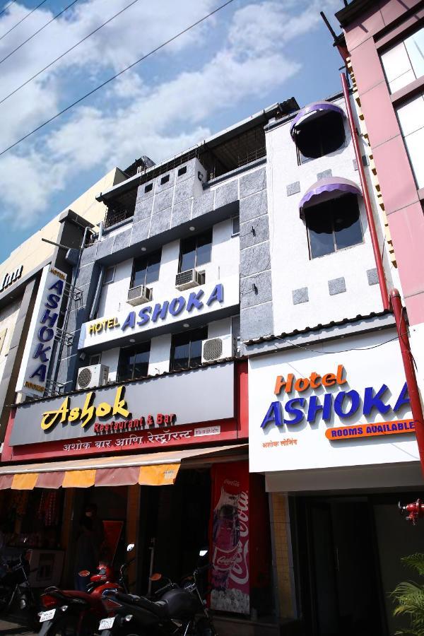 Hotel Ashoka Mire Экстерьер фото